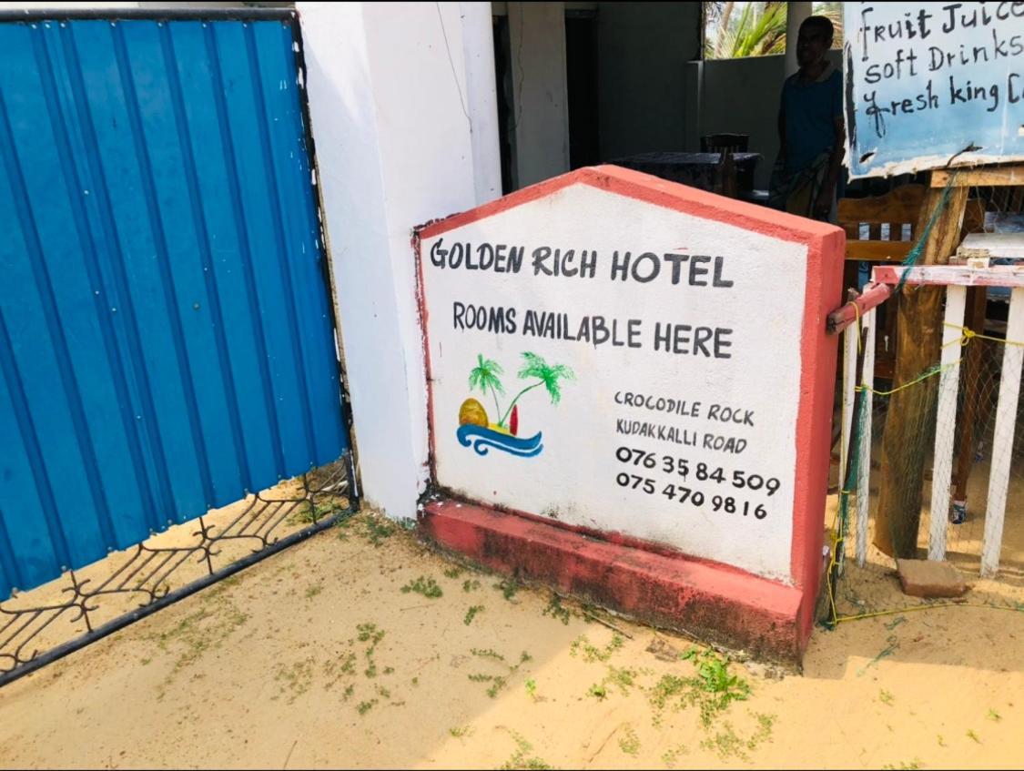 Golden Rich Hotel Baie d'Arugam Extérieur photo